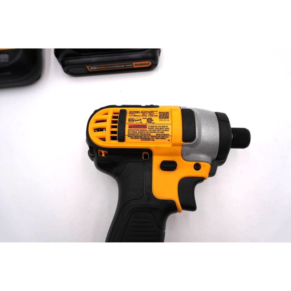 DEWALT DCF885 20V MAX Impact Driver Kit Battery Charger Open Box