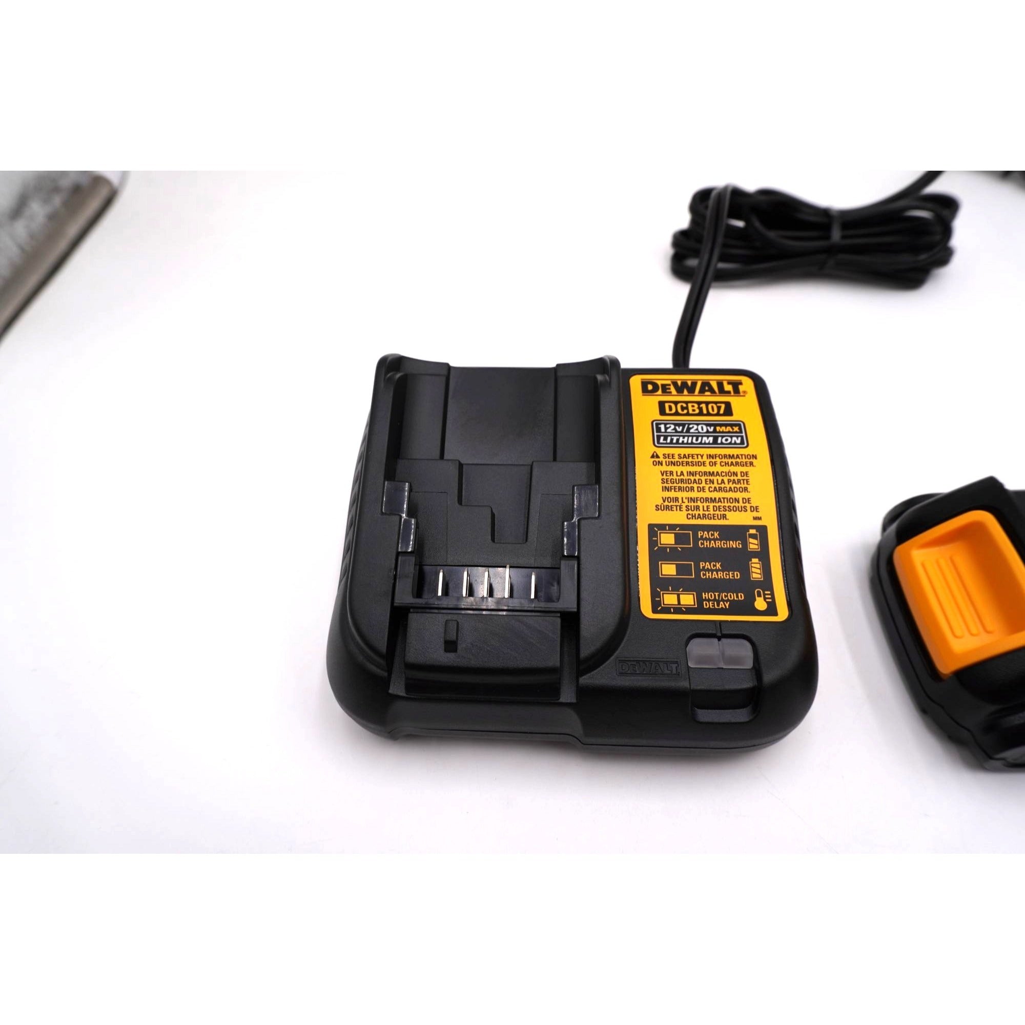 DEWALT DCF885 20V MAX Impact Driver Kit Battery Charger Open Box