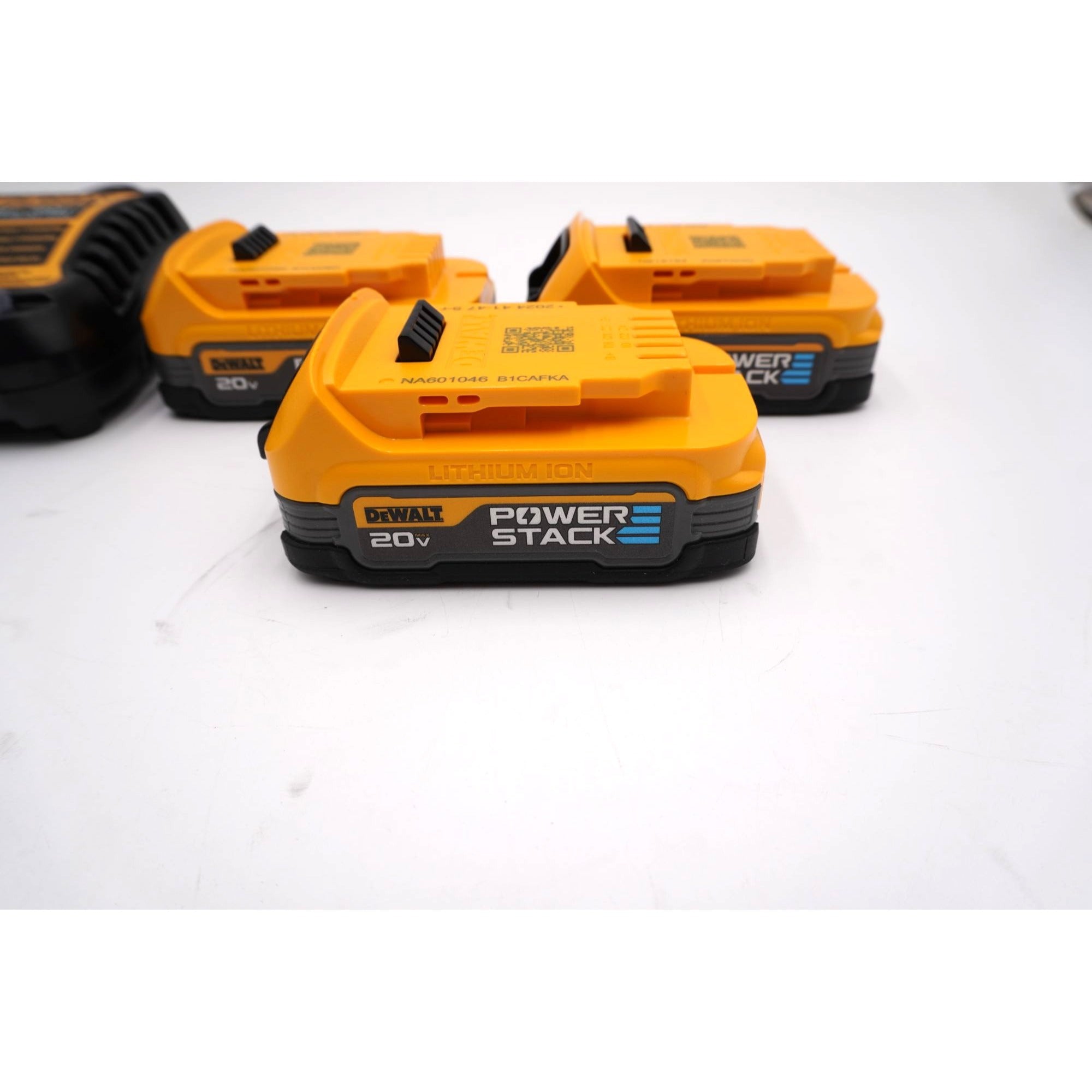 DEWALT DCBP034 POWERSTACK 20V Batteries 3-Pack w/ DCB1104 Charger