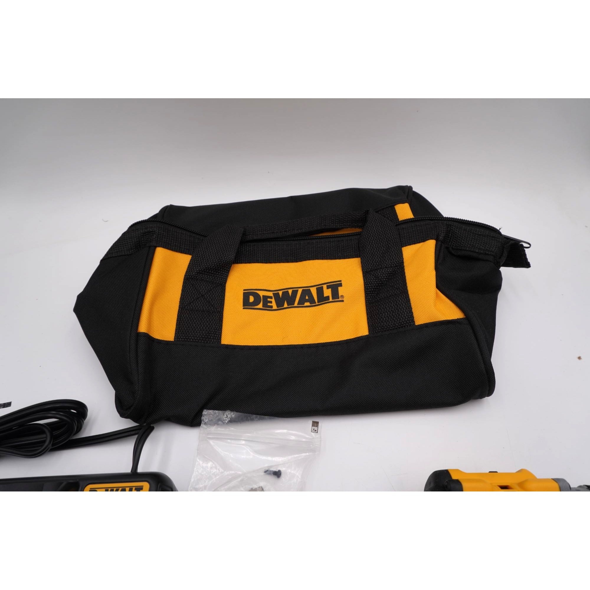 DeWALT DCD800 20V MAX XR Brushless Drill Kit Battery Charger Bag