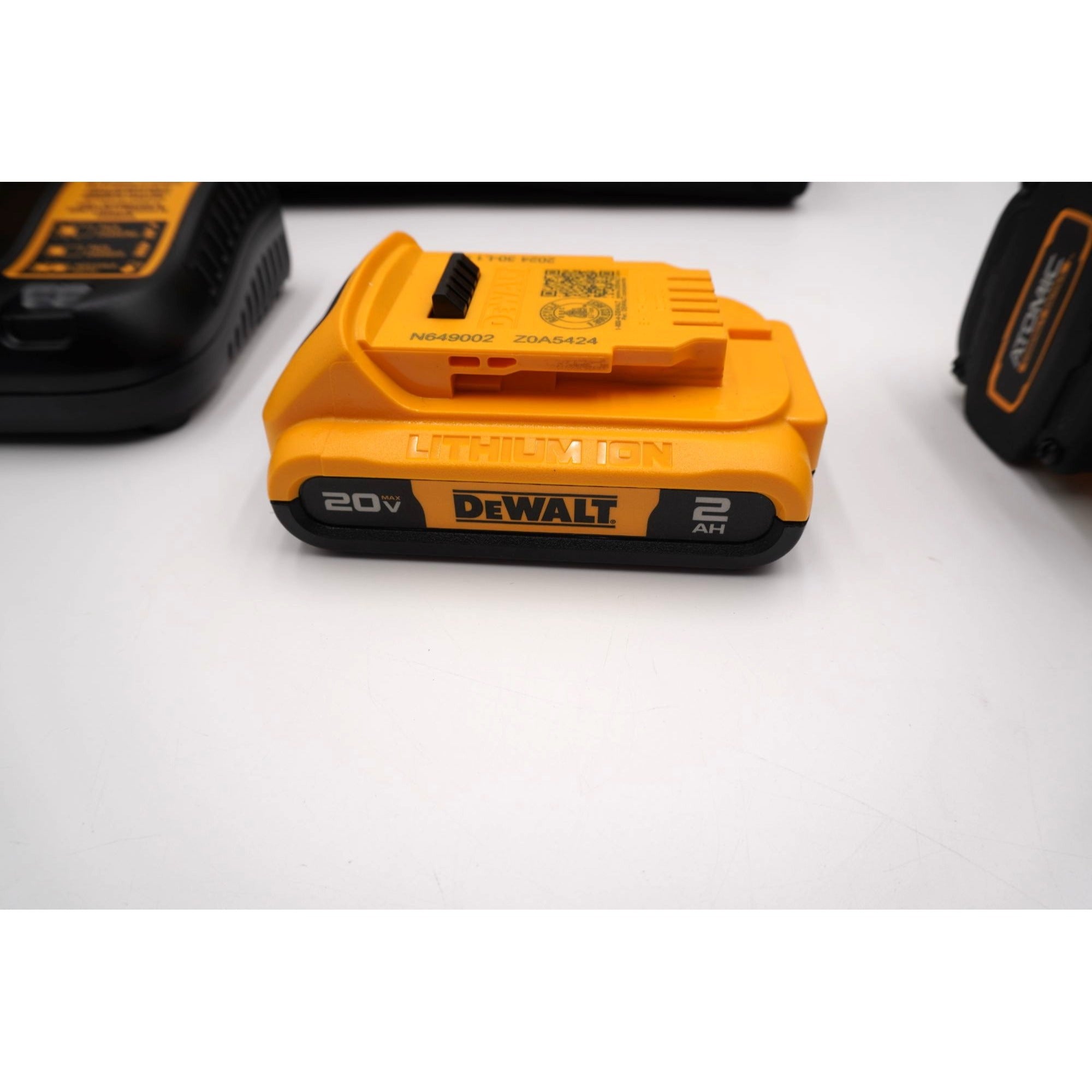 DEWALT DCF850 20V MAX Brushless Impact Driver Kit Battery Charger Bag