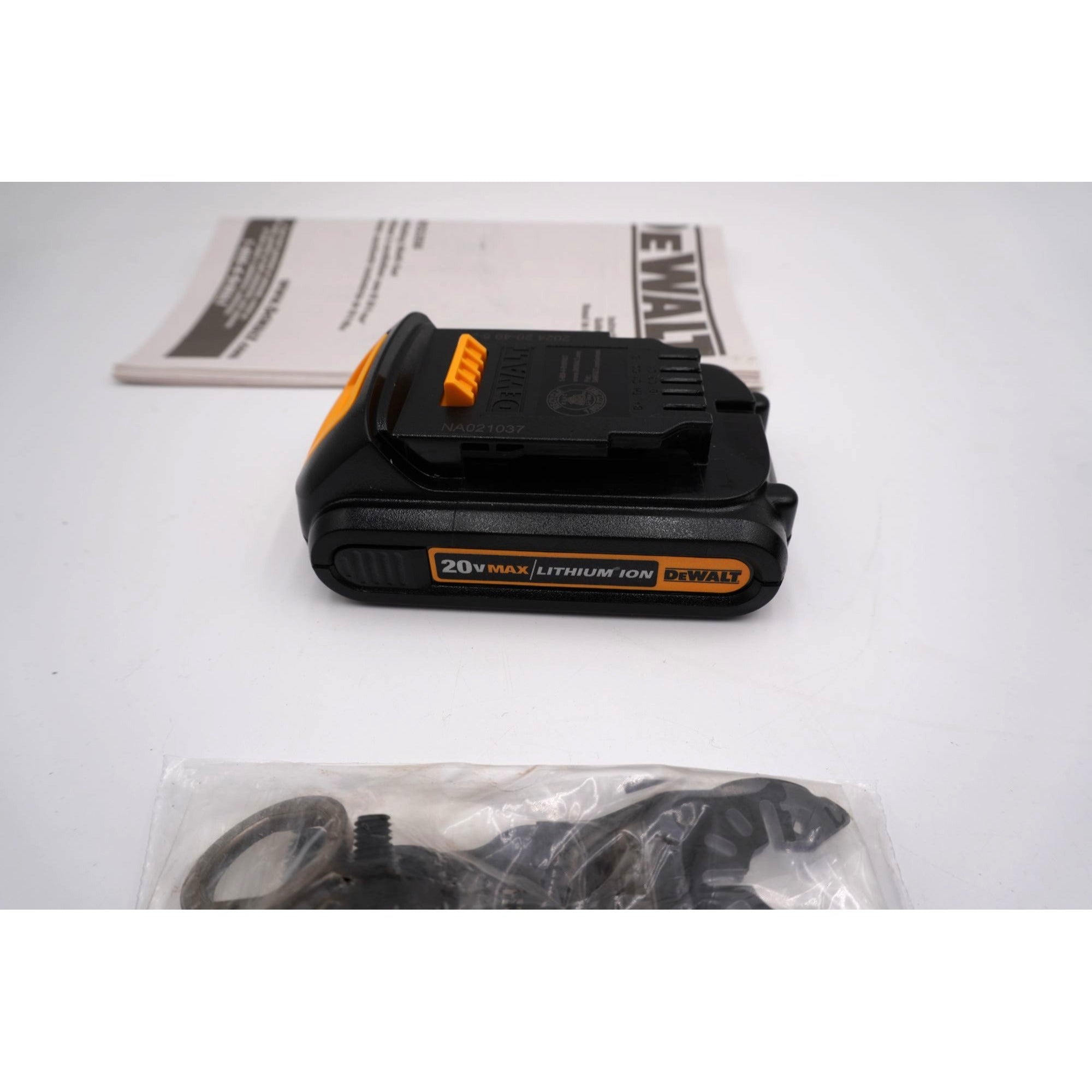 DEWALT DCS354B ATOMIC 20V MAX Oscillating Multi-Tool w/ Battery Open Box