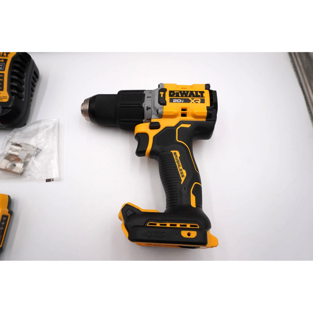 DEWALT DCD806 20V MAX XR Brushless Hammer Drill Kit Battery Charger Bag