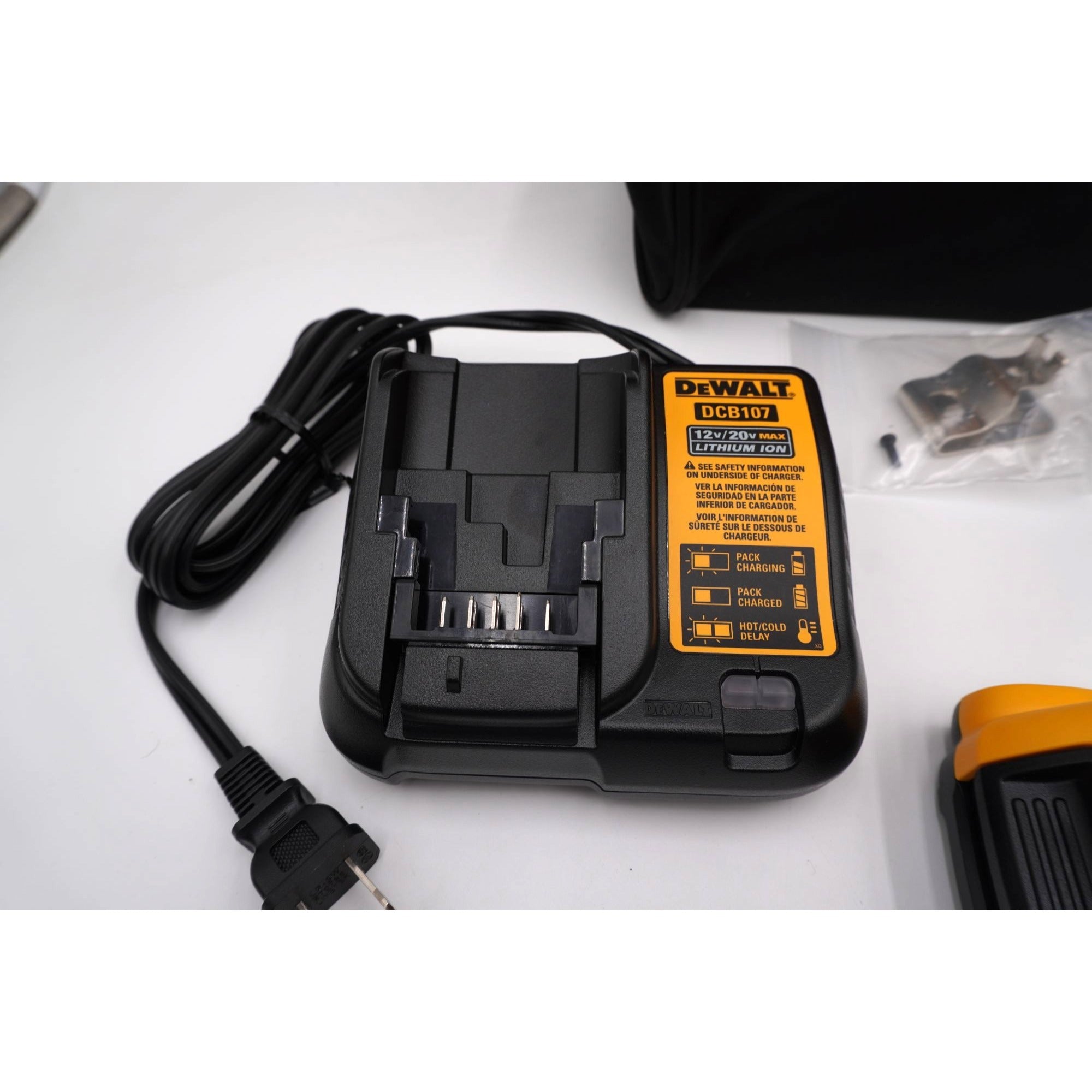 DEWALT DCF809 20V MAX Brushless Impact Driver Kit Battery Charger Bag